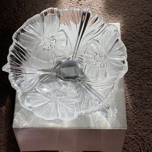 Mikasa Hibiscus Frost 9" Crystal Glass Bowl